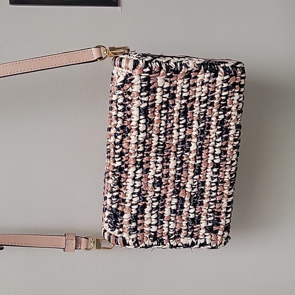 EUC Tory Burch Thea Straw Web Flap Clutch/Crossbody - Picture 3 of 4